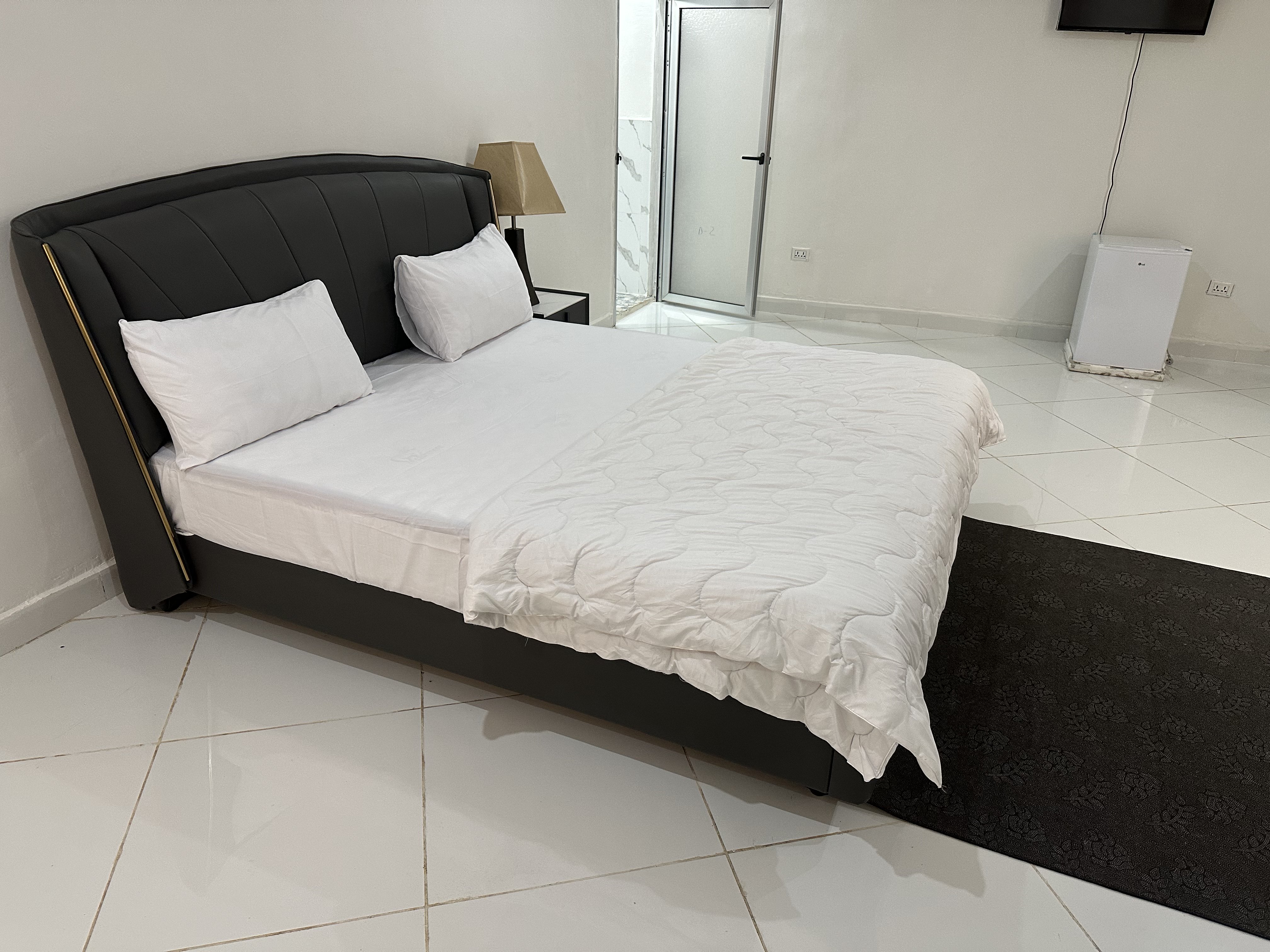 Family Suite - Bathroom